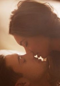 5 TRUCCHI PER SORPRENDERLO A LETTO